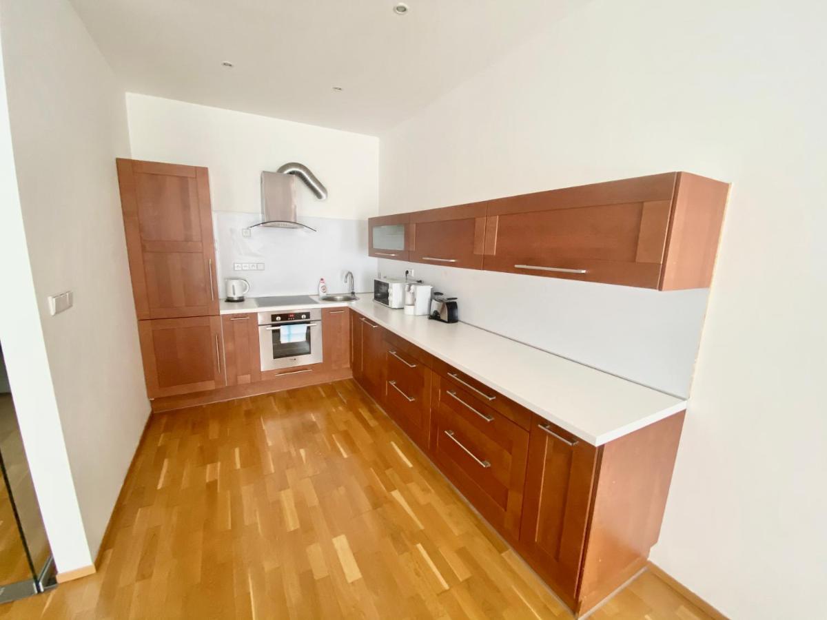 Apartment Korunni Dvur Prag Exterior foto